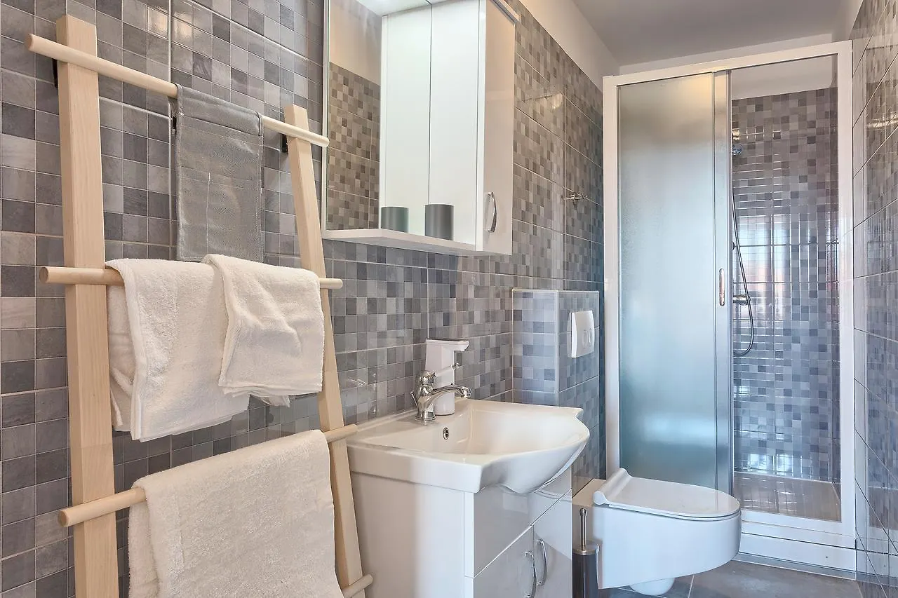 *** Gostinjska kuća Luxury Flats In City Centre Croatia