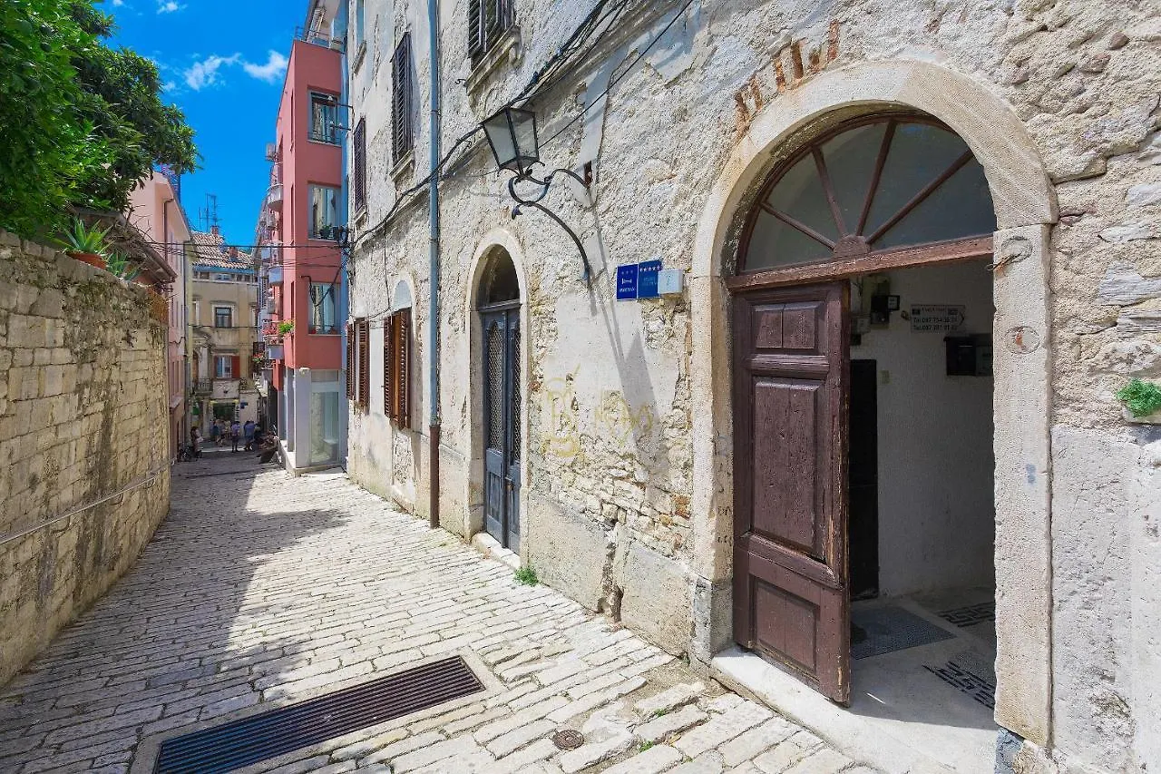 Luxury Flats In City Centre Pula Chorwacja